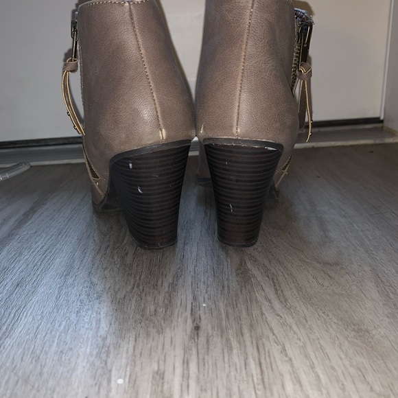 Booties - Picture 4 of 4